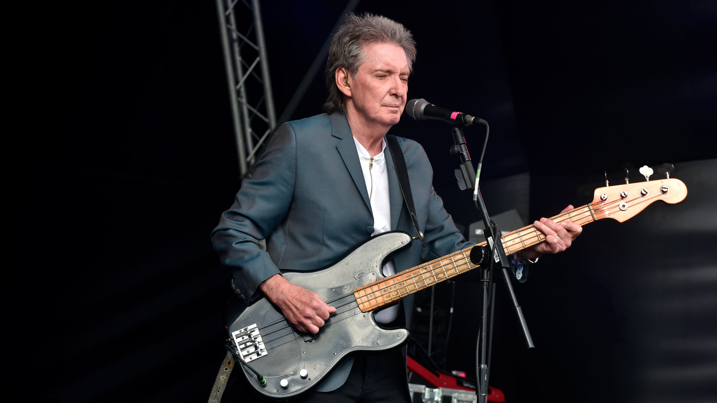 Bruce Foxton live